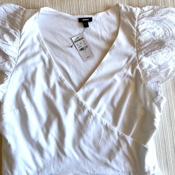 💥Express White Ruffled Peplum Blouse - Picture 3 of 11